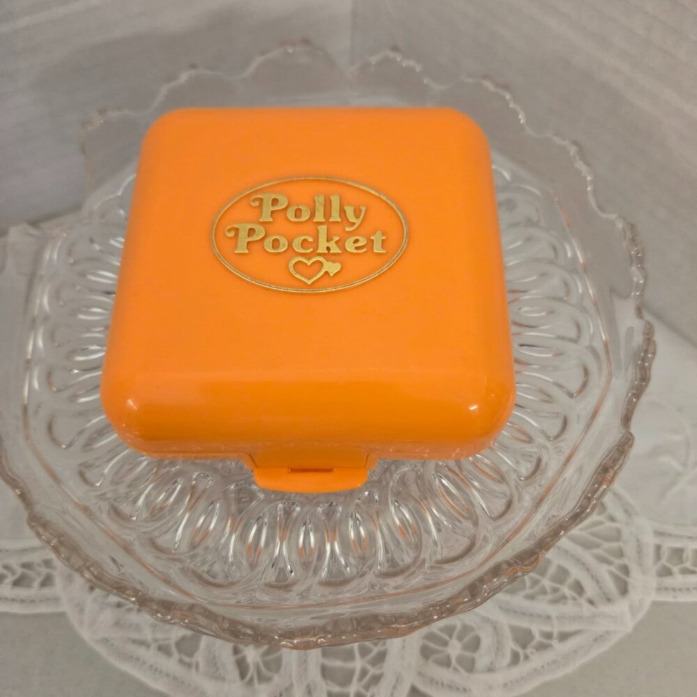 COMPLETE 1989 Vintage Bluebird Polly Pocket ❤ POLLYS TOWNHOUSE